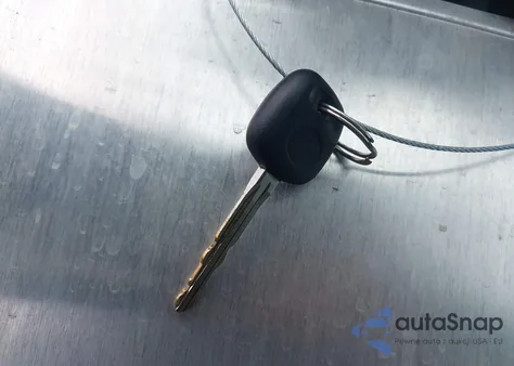 2008 Toyota Matrix из США, поврежденный, VIN 2T1KR32E18C696300